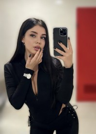 Милана Роуз