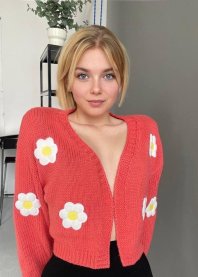 Беременная с животом 8м