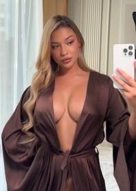 💋 