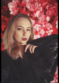 💋   💋